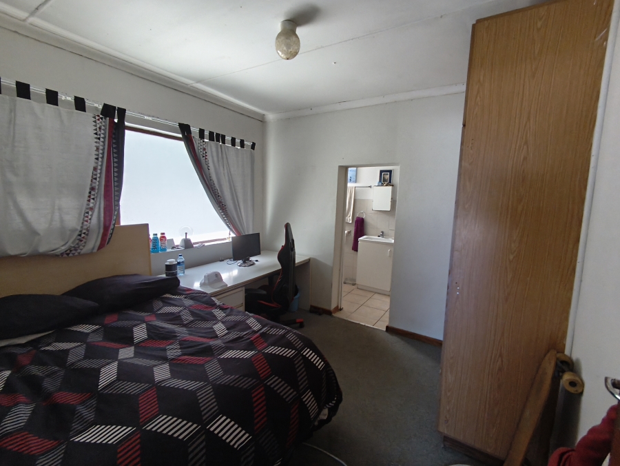 3 Bedroom Property for Sale in De Kelders Western Cape